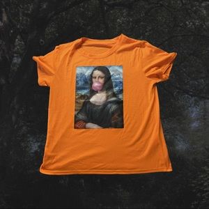 Bubblegum Mona Lisa Graphic Tee :)